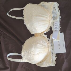 Lace bra (Italian premium quality)